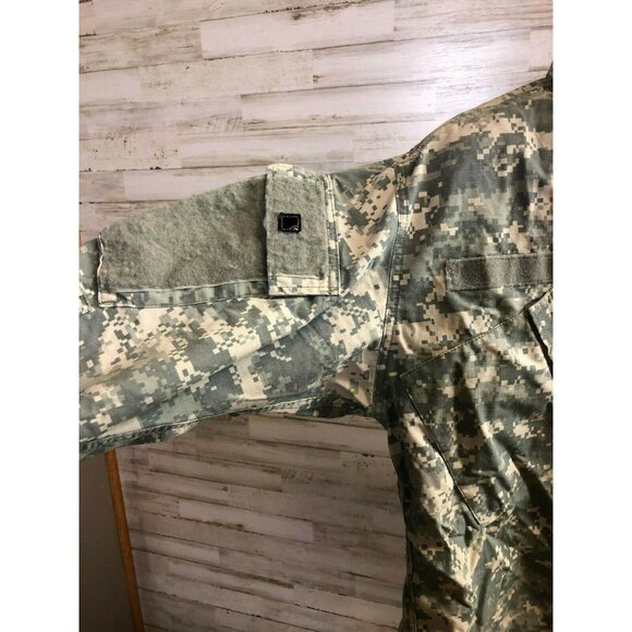 US Army Digital Multi Cam Combat Coat Medium/Regular Flame Resistant VG+ - Picture 3 of 6